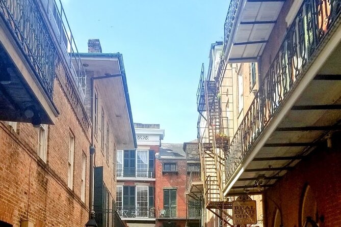 2-Hour French Quarter Ghost Walking Tour in New Orleans - Why this French Quarter ghost walk works