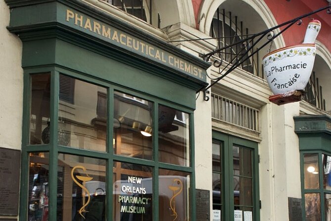 2-Hour French Quarter Ghost Walking Tour in New Orleans - Old Ursuline Convent Museum and vampire lore
