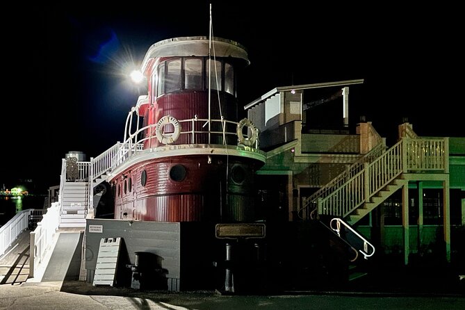 90-Minute Ghost Walking Tour in Boothbay Harbor - Harbor House Inn and its restless rooms