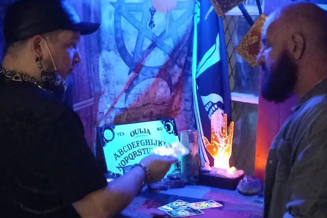 Adults-Only Uncensored Ghost, Vampire, and Voodoo Walking Tour - Ghost photos, vampires, and the bar break