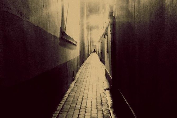 Afternoon Jack the Ripper : Guided Tour - The Ten Bells, pub stories, and the darker side of the route