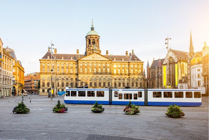 Amsterdam Ghost Hunt: Self-Guided Mystery Adventure - The Amsterdam Dungeon and Dam Square
