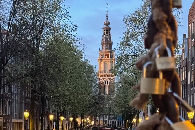 Amsterdam: Haunted History and Ghost Walking Tour - Begijnhof and the nun who could not leave