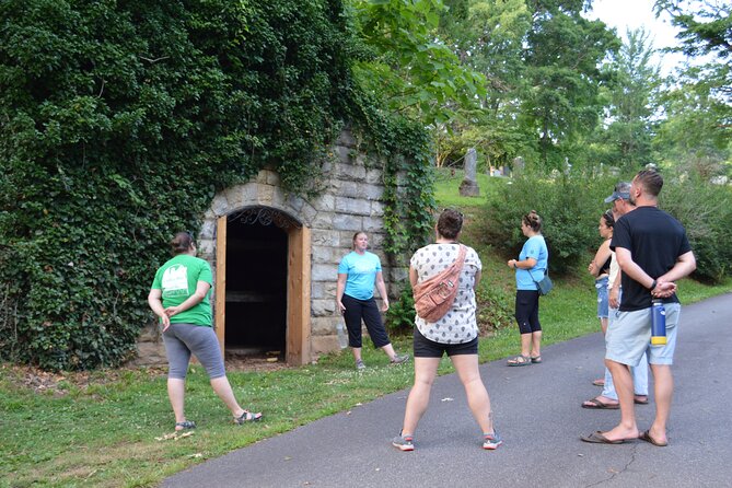 Asheville Ghost Tour: A Walk Through Riverside Cemetery & Montford Neighborhood - Key points at a glance