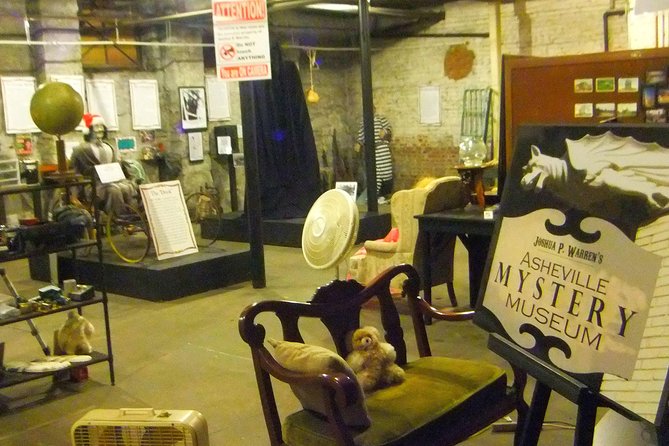 Asheville Night-Time Walking Ghost Tour - Thomas Wolfe Memorial and the city’s literary ghost