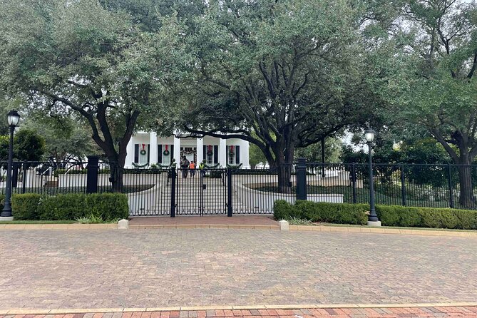 Austin's Famous Ghosts Smartphone Guided Audio App Walking Tour - The Driskill Hotel and its expensive ghost stories