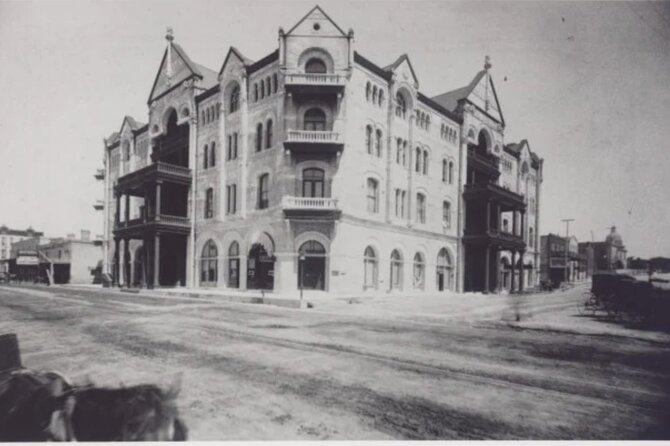 Austin’s Haunted Ghost & Murder Tour - Why this Austin ghost walk works