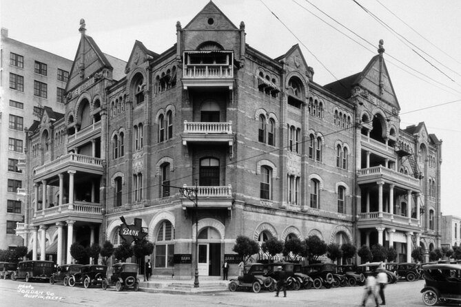 Austin’s Haunted Ghost & Murder Tour - Stop three: The Paramount Theatre after dark