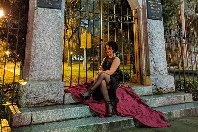 Bad Kitty Haunted Savannah Pub Crawl - Spooky, naughty ghosts - What the Bad Kitty tour is really selling