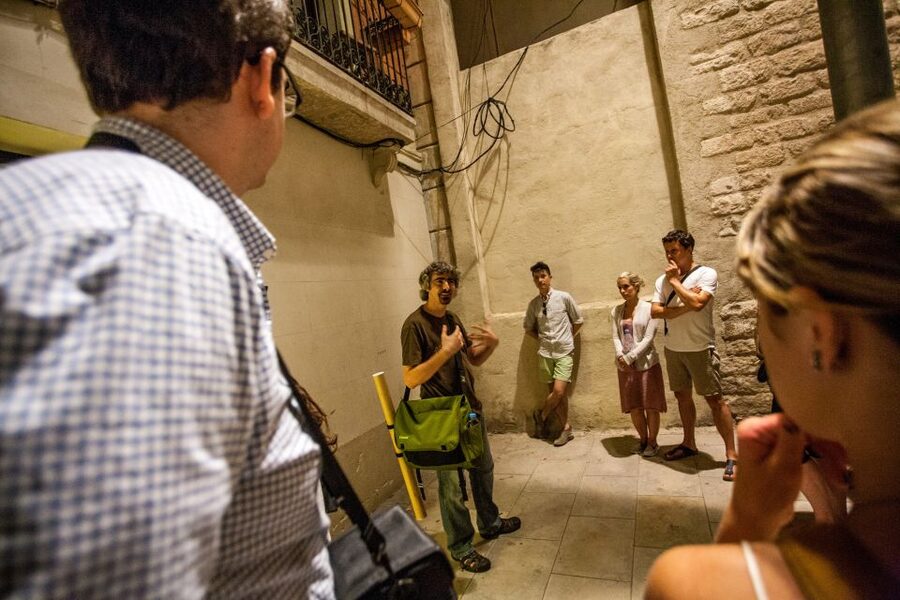 Barcelona: Dark History Night Walking Tour - Key points to know before booking