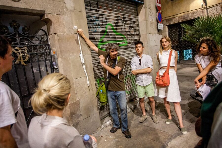 Barcelona: Dark History Night Walking Tour - The $24 price and overall value