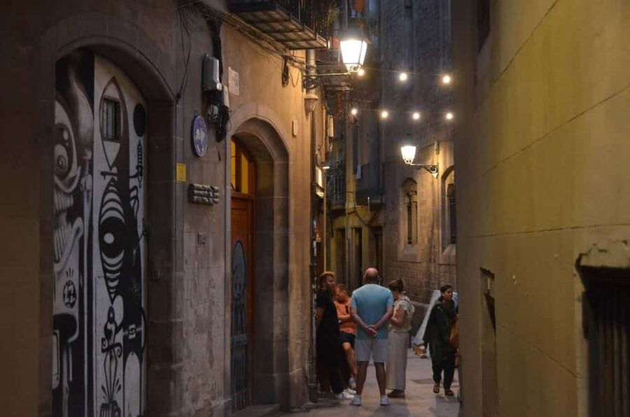 Barcelona: Ghosts of a Dark Past Walking Tour - Is $21 a good value?