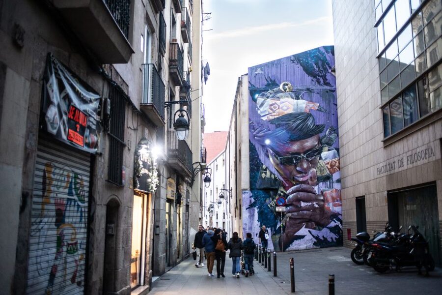 Barcelona's Dark History Walking Tour in El Raval - El Raval’s South Side and the Three Chimneys