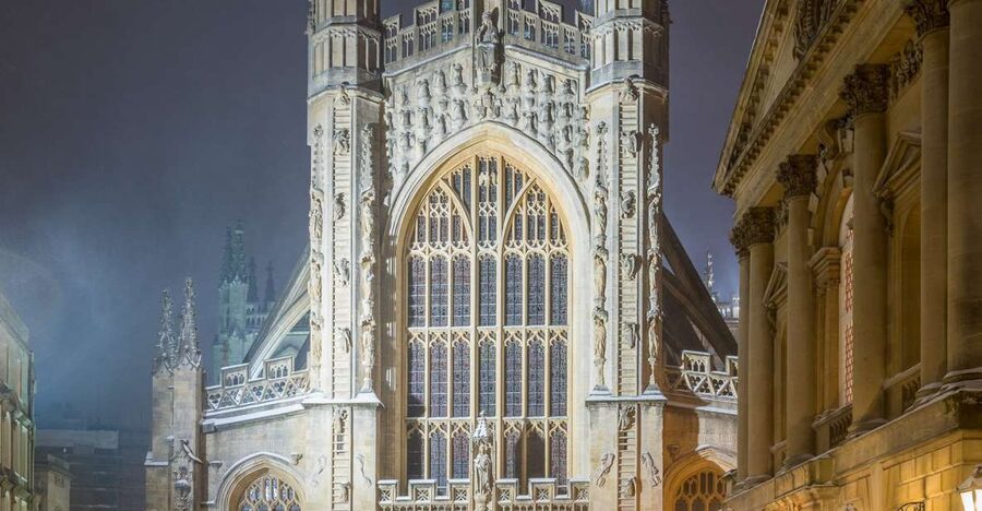 Bath: Guided Ghost Tour - Queen Square and the Theatre Royal