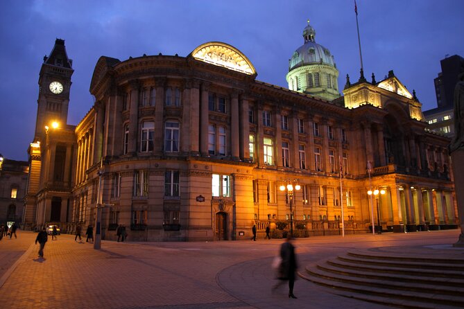 Birmingham Ghost Hunt: Haunted Self-Guide Tour & Quest - The Hall of Memory gives the walk more weight