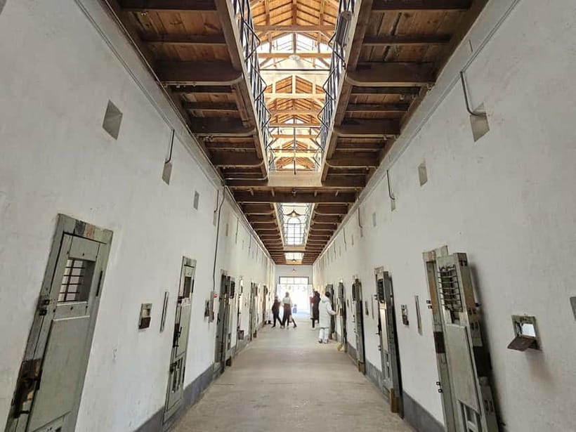 Blood & Tears: Korea Dark History Guided Walking Tour - Key points to know before booking