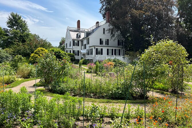 Boston Day Tour by Ferry: Salem Witch Trials Past to Present - Walking through Salem’s historic center