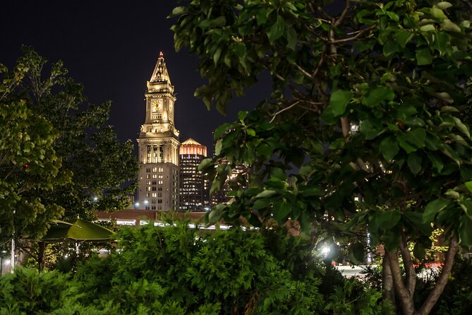 Boston Haunted Pub Crawl - How the guides shape the experience