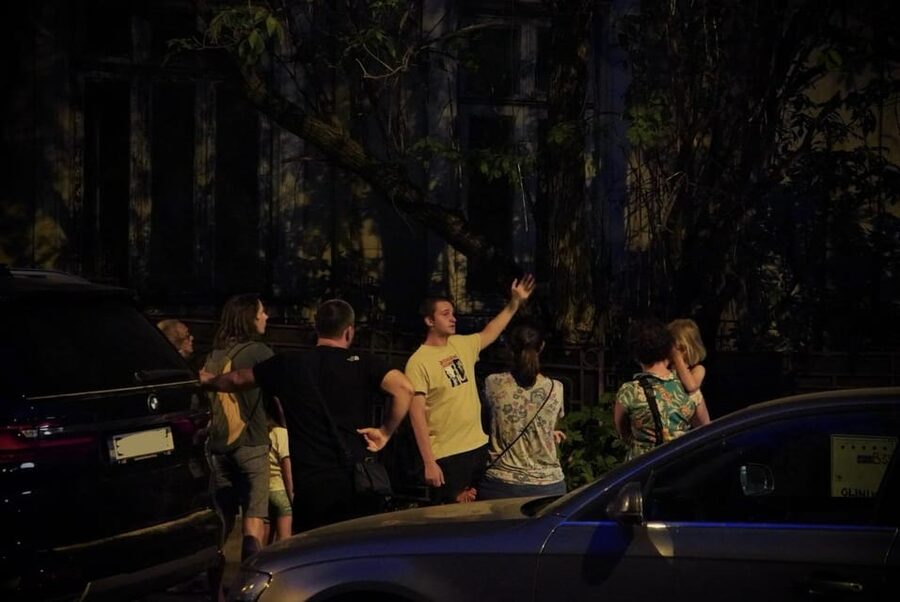 Bucharest: Ghost Stories & Romanian Mythology Walking Tour - The haunted locations: look closely, listen carefully