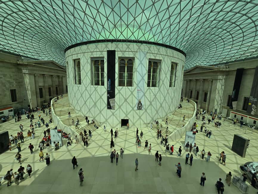 Bundle: British Museum-Changing of the Guard-Jack the Ripper - A royal morning from Green Park to Big Ben