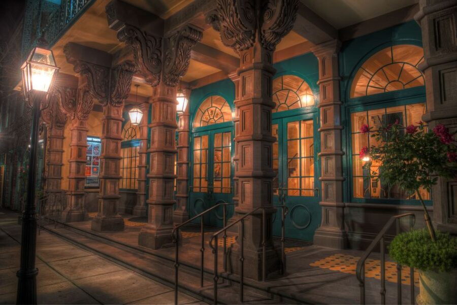 Charleston: Death and Depravity Ghost Walking Tour - What kind of ghost tour is this?