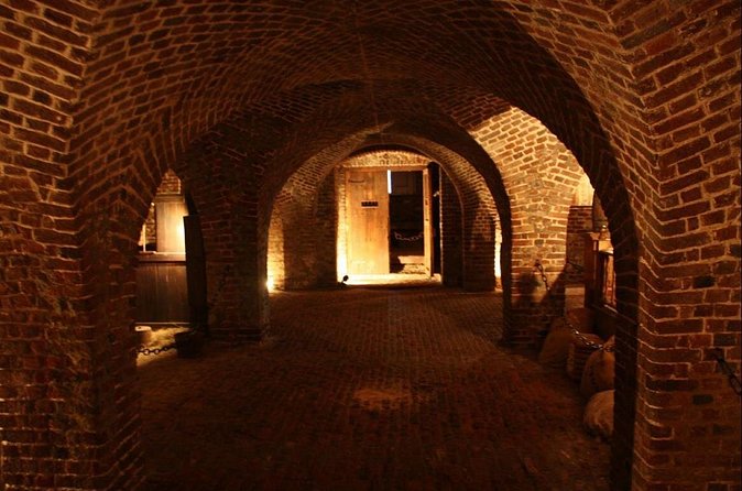 Charleston Ghost & Dungeon Night-Time Walking Tour with Entry to Provost Dungeon - Practical planning for a smoother tour