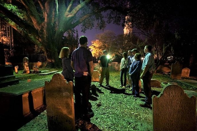 Charleston Ghost & Graveyard Night-Time Guided Walking Tour - Why this Charleston ghost walk works