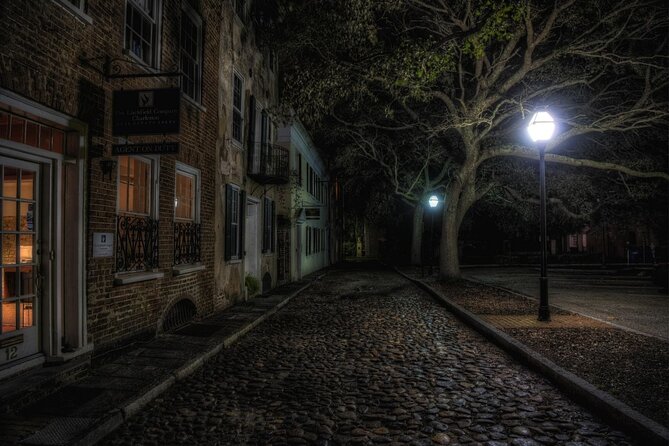 Charleston Haunted Pub Crawl - The Old Exchange and Provost Dungeon