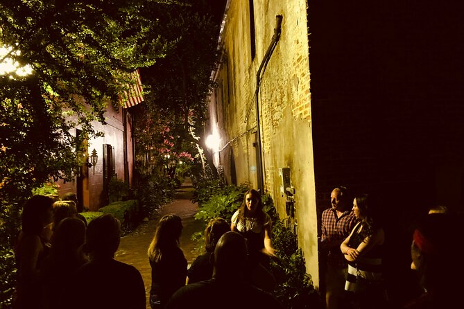 Charleston Spooktacular All-Ages Ghost Walking Tour - Why this Charleston ghost tour works