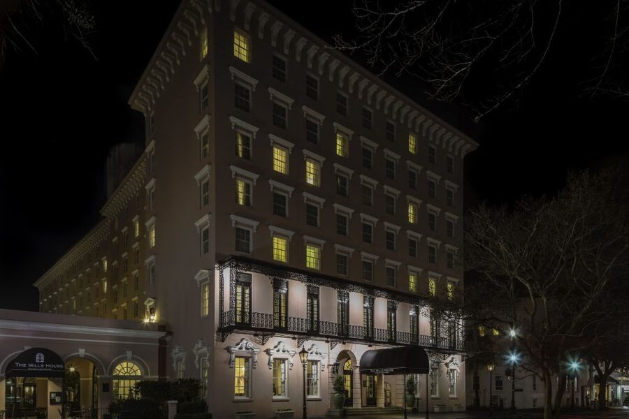 Charleston Terrors: Pirate Ghosts Haunted Walking Tour - Who should book this ghost walk?