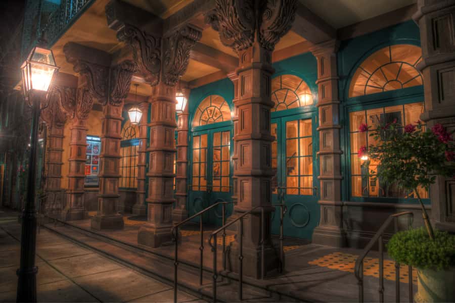 Charleston: The Ghosts of Liberty Guided Walking Tour - Revolutionary heroes and restless spirits