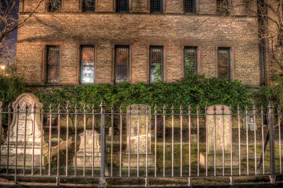 Charleston: The Ghosts of Liberty Guided Walking Tour - Timing your evening in Charleston