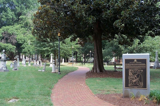 Charlotte Ghost Walking Tour - Smartphone guided audio/gps Tour at your own pace - Dusty and the Dunhill Hotel