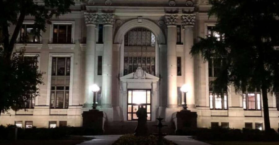 Chattanooga: Guided Ghost Walking Tour - Meeting the guide at Cherry and E 7th Streets