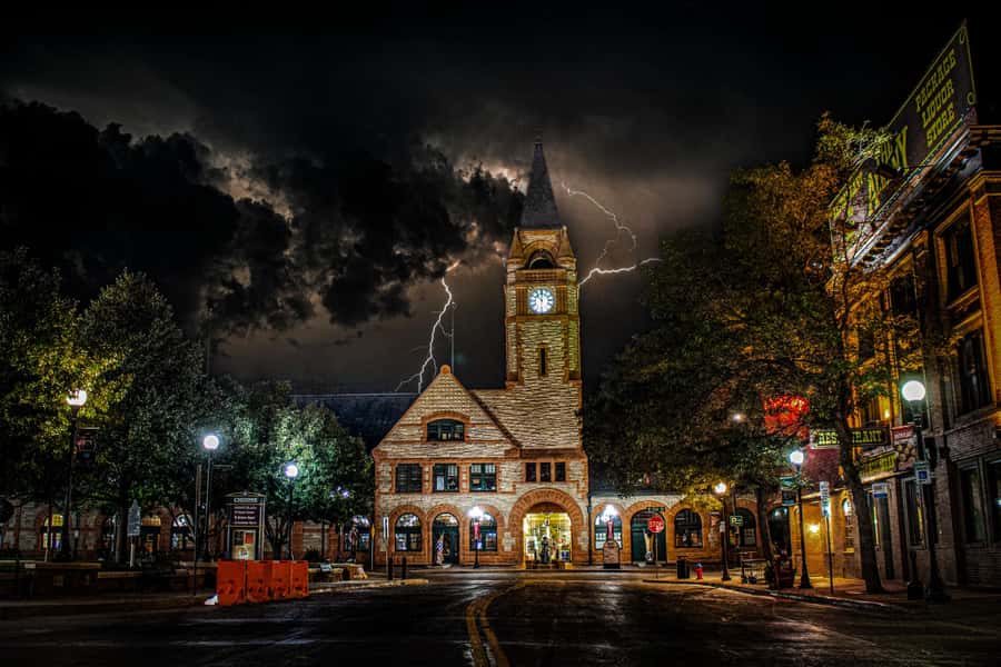 Cheyenne: Rodeo Ghosts Haunted Walking Tour - Ghost stories with real Cheyenne settings