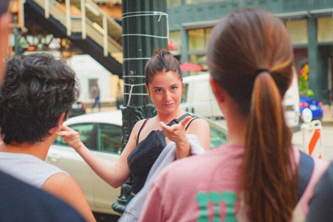Chicago Gangsters and Ghosts Luxury Minibus Tour - What this Chicago crime tour is really like