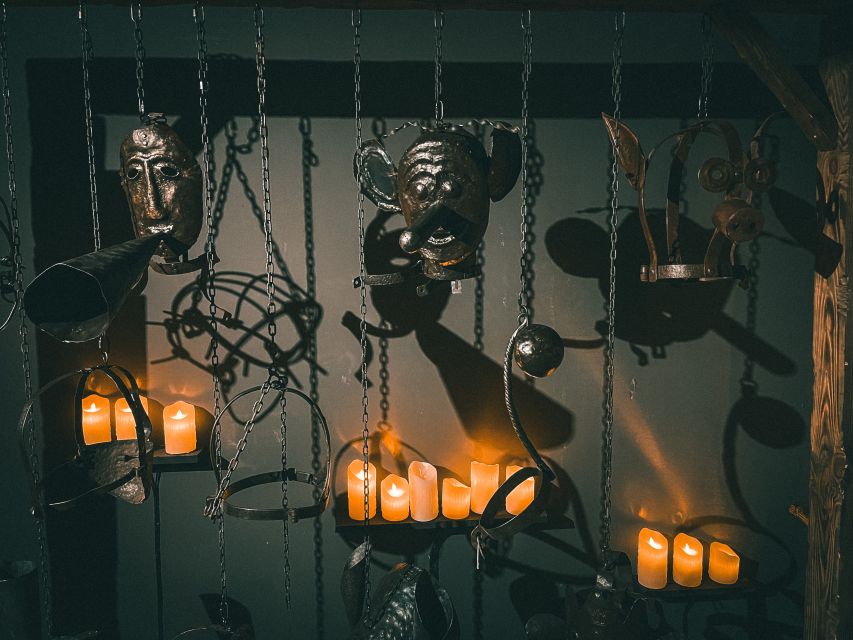 Chicago: Medieval Torture Museum Ticket with Ghost Hunting - Wax figures make the displays easier to understand