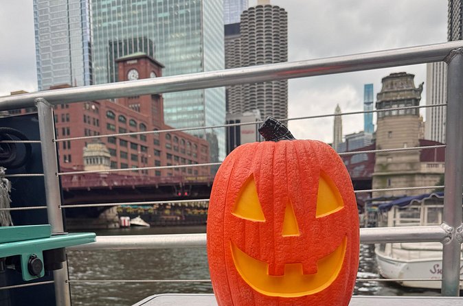 Chicago River Guided Ghost Tour - Architecture with a curse attached
