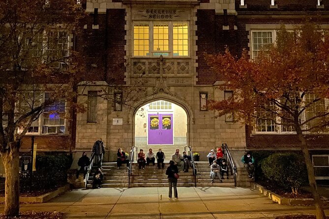 Church Hill Chillers Ghost Tour - Weather, clothing, and evening planning