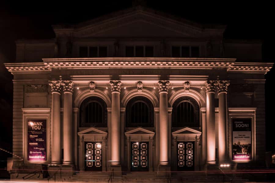 Cincinnati: Ghosts & Poltergeists Haunted Walking Tour - Cincinnati Music Hall and the feeling of a powerful presence