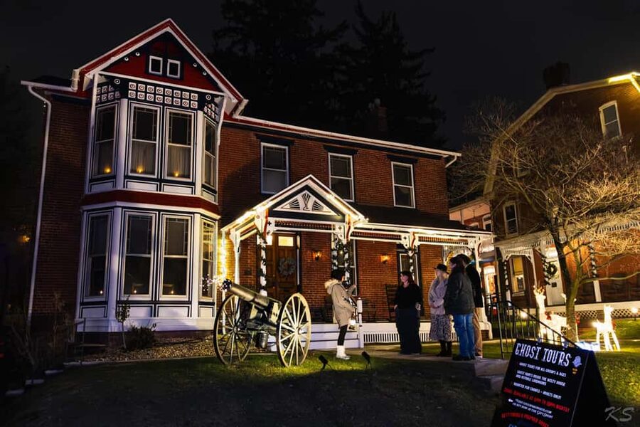 Civil War Ghosts: Echoes of the Fallen Gettysburg Ghost Tour - The Farnsworth House and its bullet holes