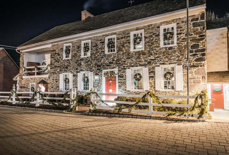 Civil War Ghosts: Echoes of the Fallen Gettysburg Ghost Tour - The Witness Tree and other town stops