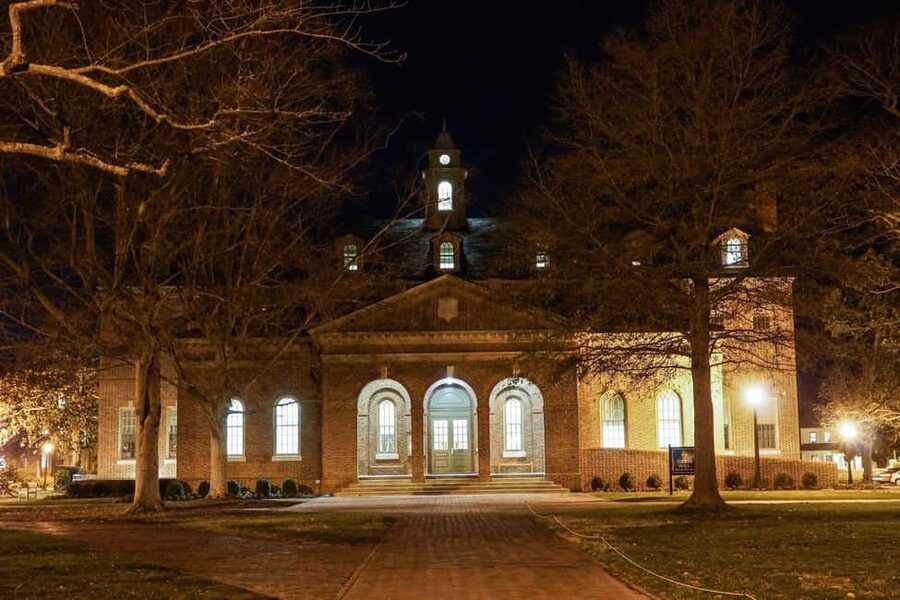 Colonial Ghosts: Ghostly Whispers of Williamsburg Ghost Tour - Should you book Ghostly Whispers of Williamsburg?
