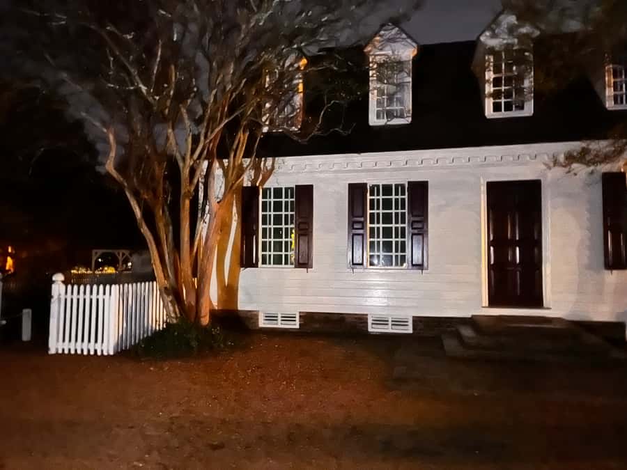 Colonial Williamsburg Ghost Stories - A Storytelling Tour, Not a Haunted House