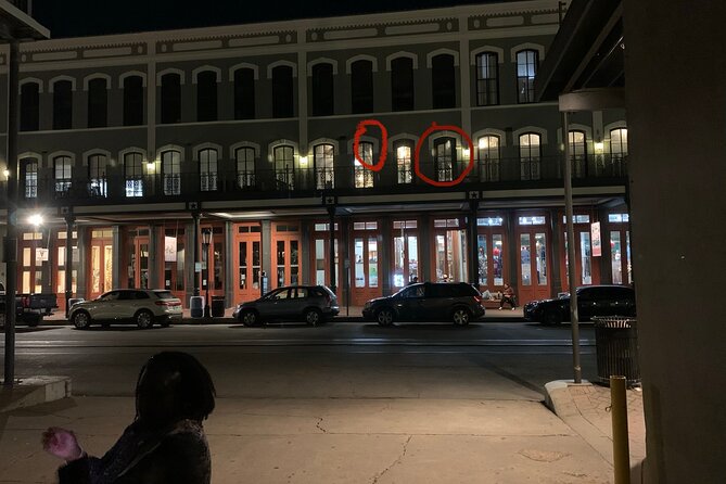 Combo: "Dark of the Moon" Ghost Tour + Red Light District Tour - The guides shape the whole evening