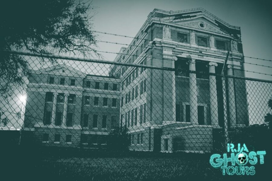 Corpus Christi: Guided Ghost Tour - Starting at Heritage Park after dark