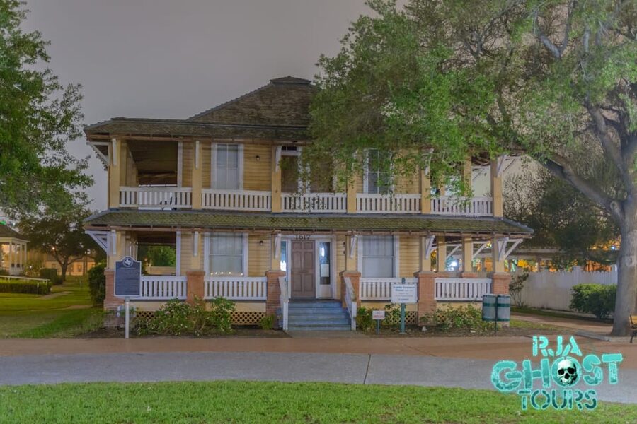 Corpus Christi: Guided Ghost Tour - Is $30 a fair price for two hours?
