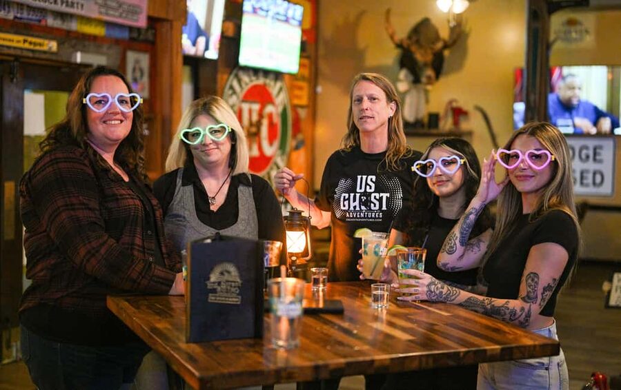 Dallas Spirits & Spirits Haunted Pub Crawl - The Woolworth stop and a taste of the 1940s