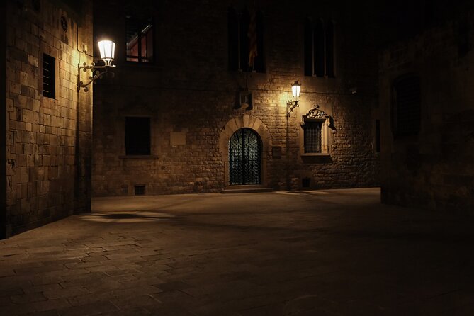 Dark History and Legends Night Walk of Gothic Quarter - Starting at Plaça de Ramon Berenguer el Gran