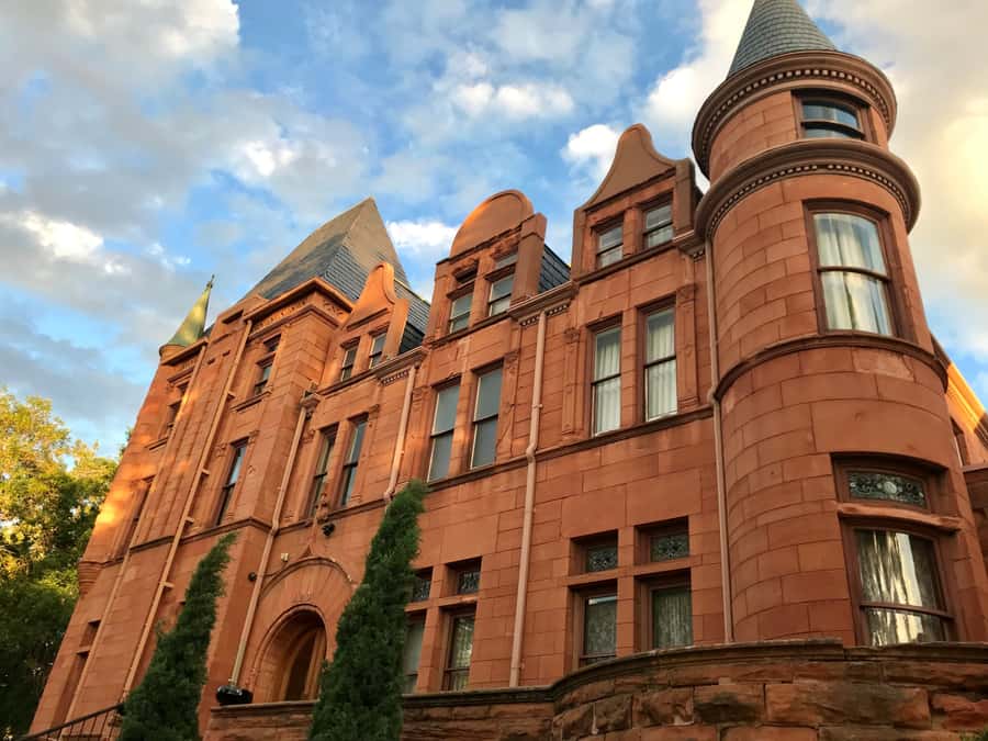 Denver: Twilight Ghost Walking Tour - The Peabody Whitehead Mansion and the power of place